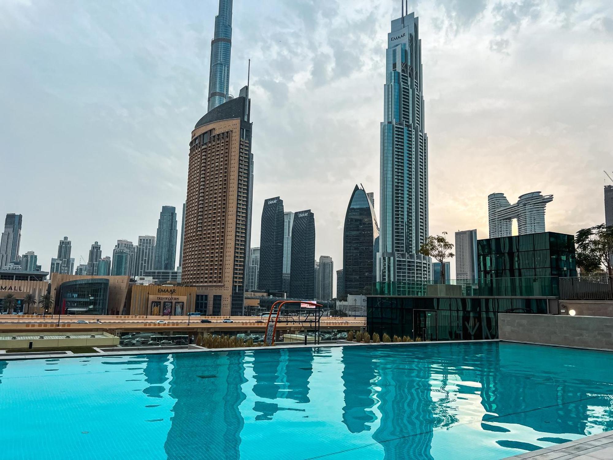 Stunning Burj View Dubai Mall Access Infinity Pool Apartamento Exterior foto