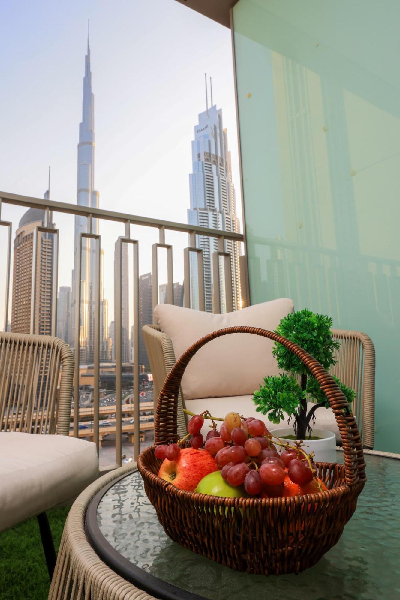 Stunning Burj View Dubai Mall Access Infinity Pool Apartamento Exterior foto