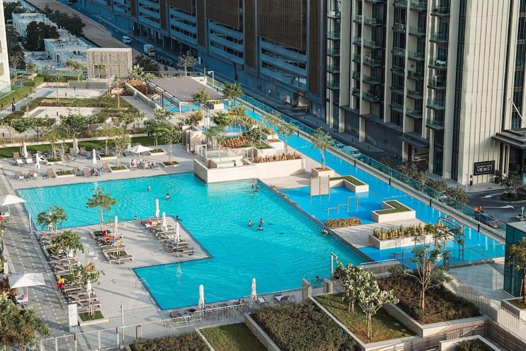 Stunning Burj View Dubai Mall Access Infinity Pool Apartamento Exterior foto